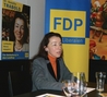 FDP-Landtagskandidatin Dr. Annette Trabold bei der Begrung der Gste