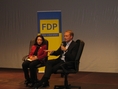 Unter der Moderation von FDP-Landtagskandidatin Dr. Annette Trabold stellt sich Christian Lindner den Fragen des interessierten Publikums